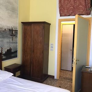 Classic Double Room Private External Bathroom